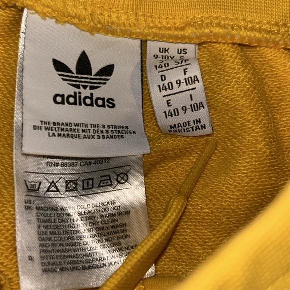 Adidas Boys Shorts Small 9/10 years old - Picture 5 of 5